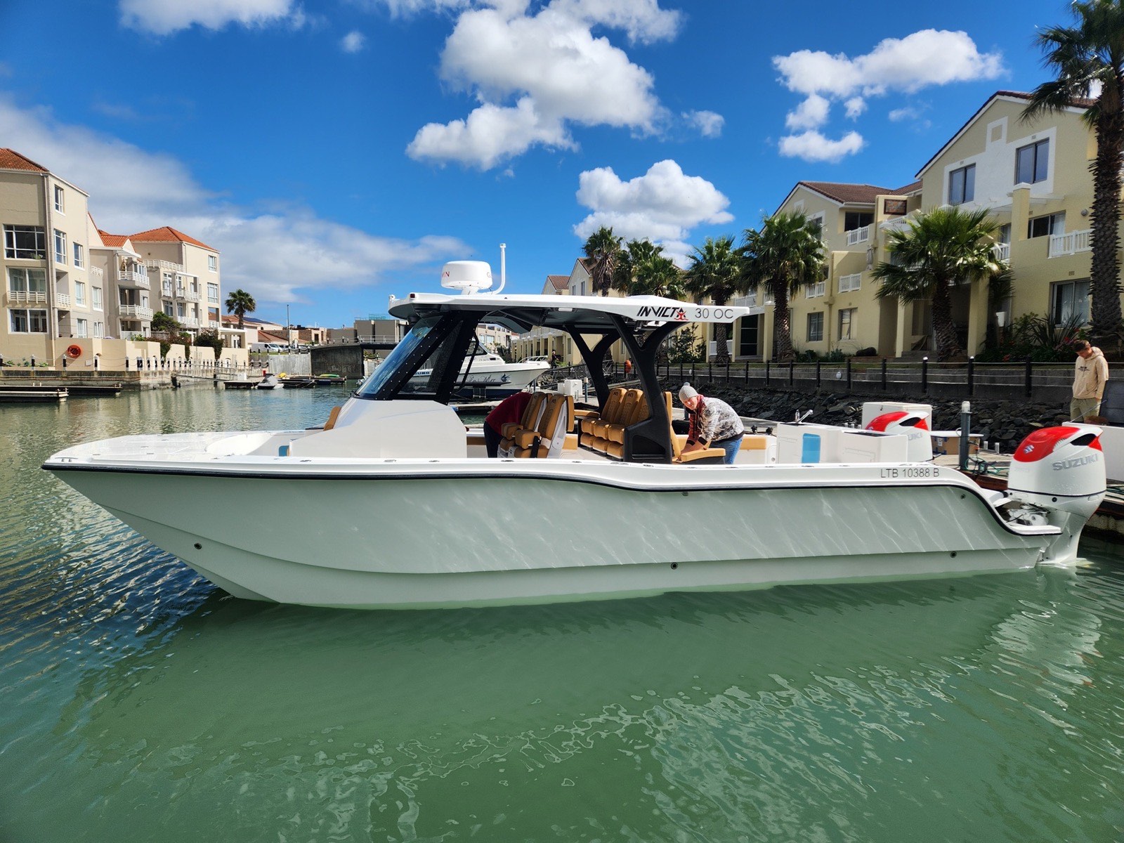 MVI 30 OC Starboard view